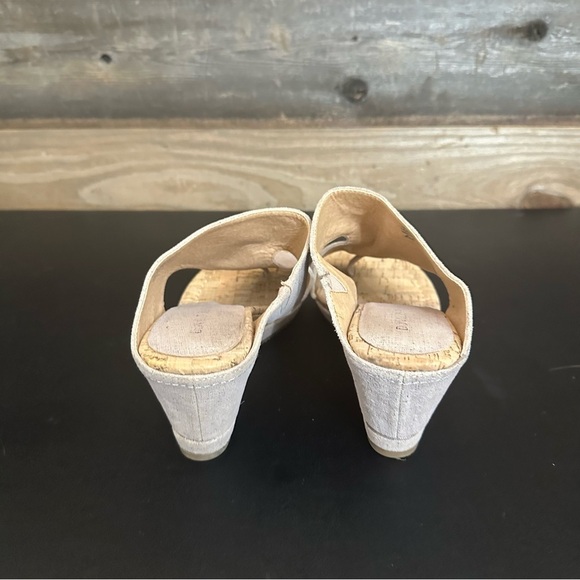 Donald Pliner Cork Footbed Wedge Slip On Sandals 9 Tan Metallic Leather Designer - Picture 3 of 10